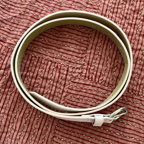 Kenneth Cole Reaction Pink Belt with silver tone Buckle - Picture 10 of 14